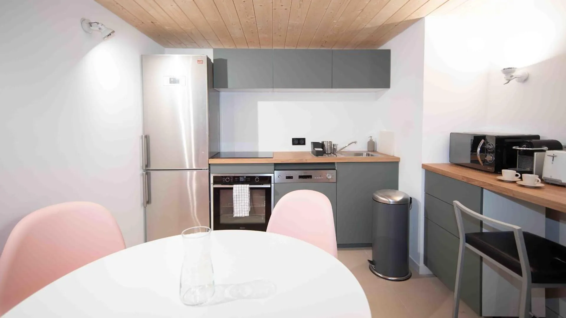 Apartment With Mezzanine Near The Train Station Lyon